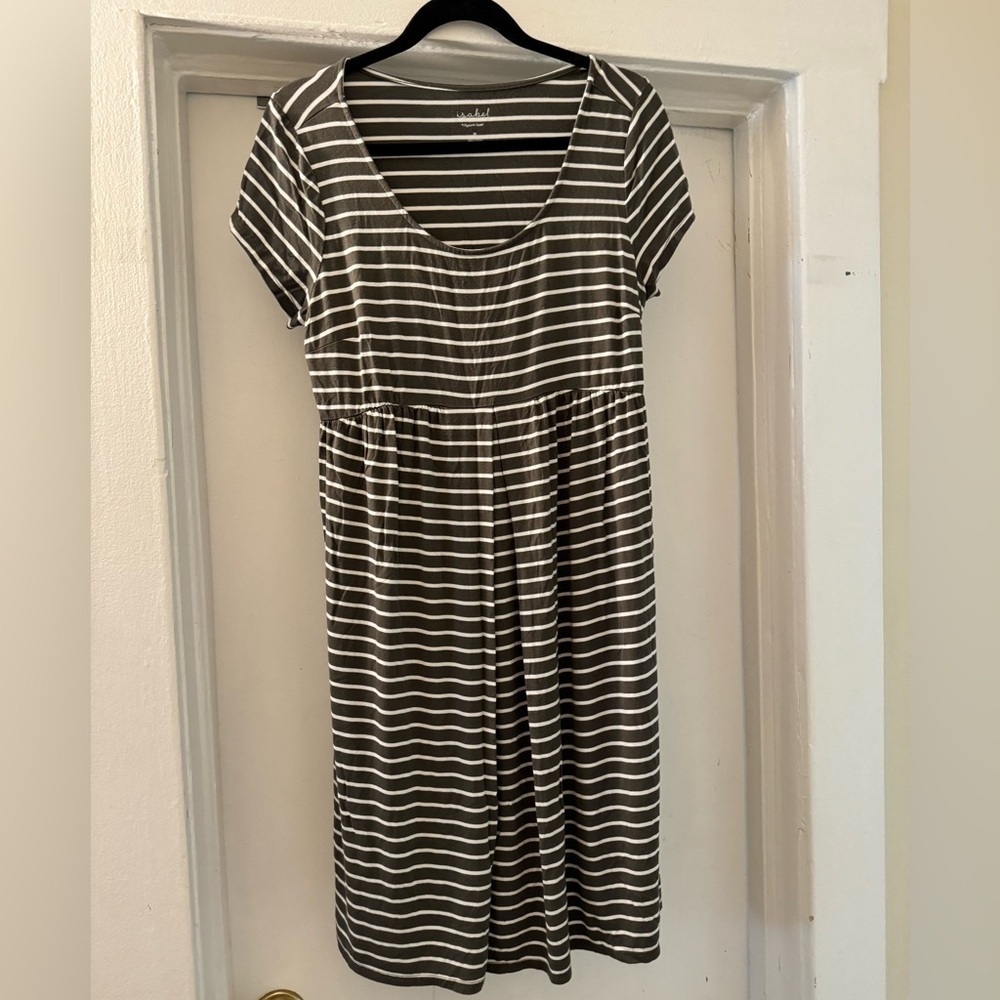 Isabel Maternity by Ingrid‎ & Isabel green and white striped dress size medium
